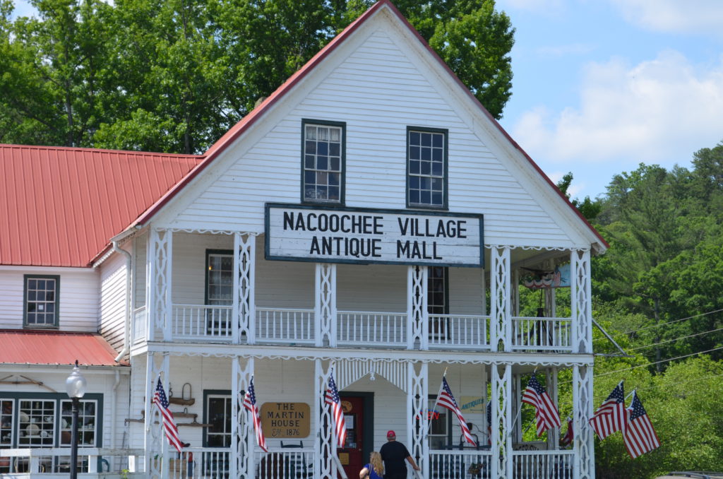 Nacoochee Village Antique Mall