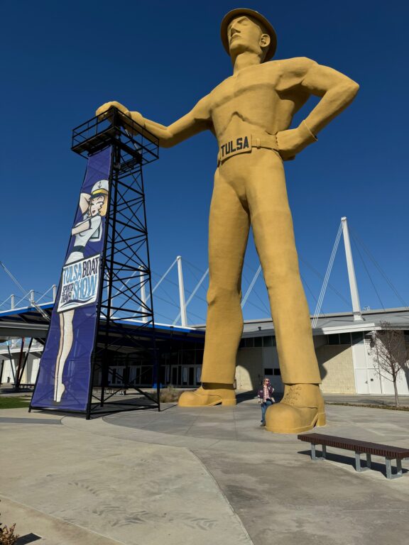 Golden Driller: Titanic Oil Man